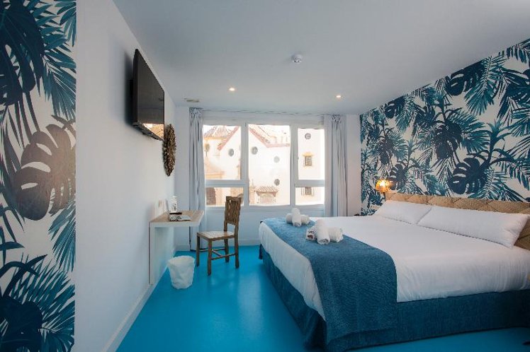 DOUBLE STANDARD Room