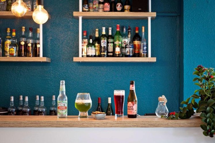 Bar