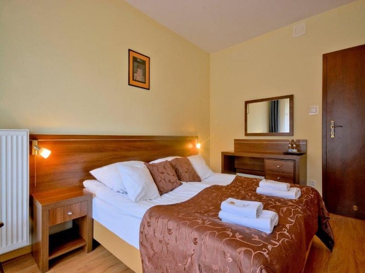 DOUBLE STANDARD Room