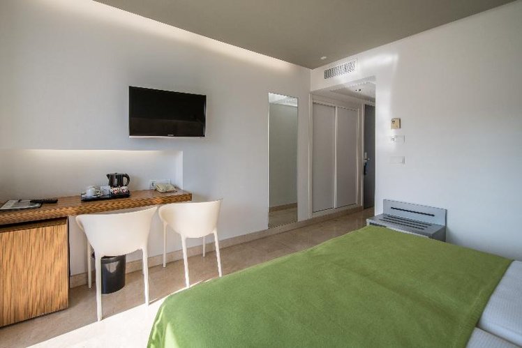 DOUBLE WITH TERRACE Room