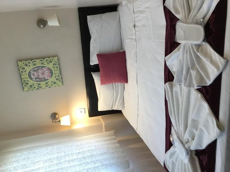 DOUBLE ECONOMY Room