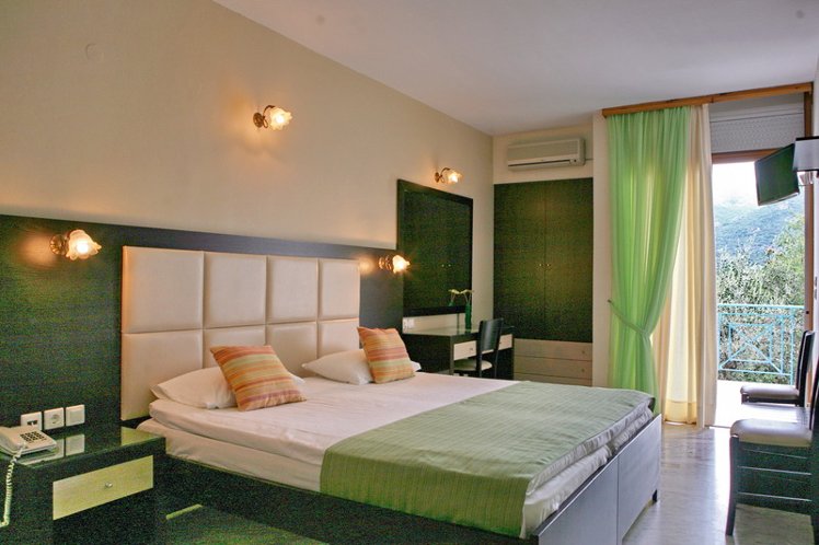 Double or Twin CAPACITY 3 Room