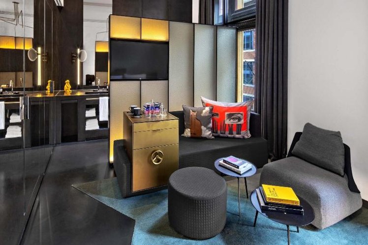 STUDIO WITH VIEWS Room