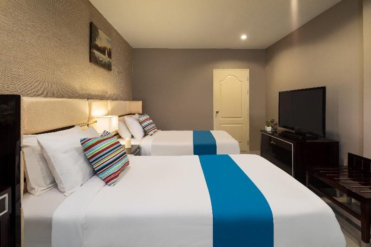 TWIN SUPERIOR Room