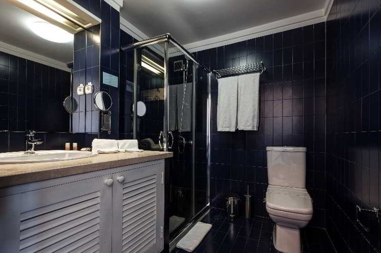Double or Twin CAPACITY 3 Room