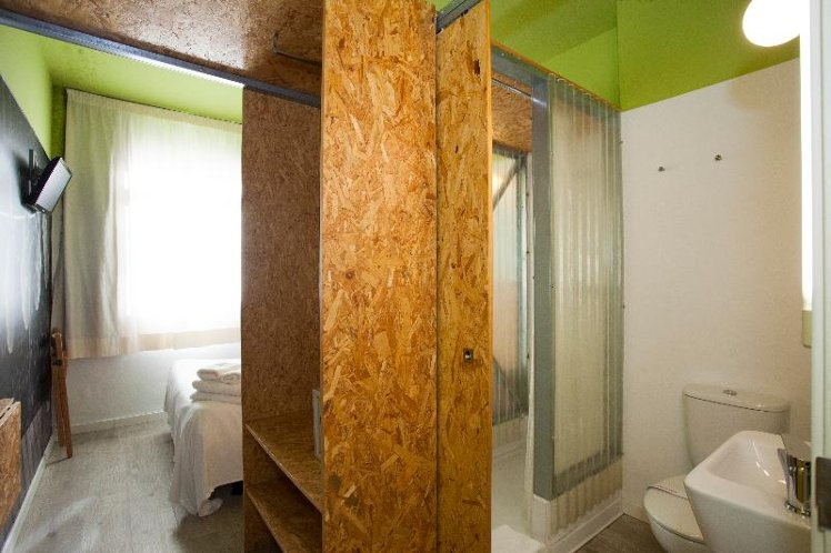 DOUBLE STANDARD Room