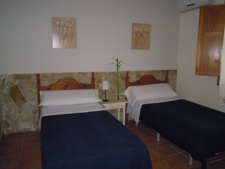 TWIN STANDARD Room