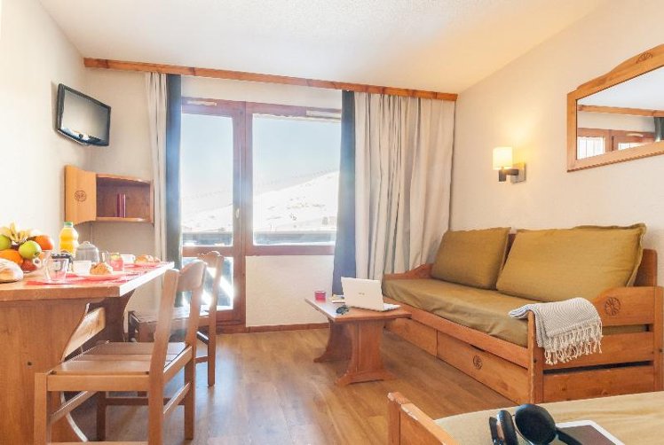 STUDIO CAPACITY 4 Room