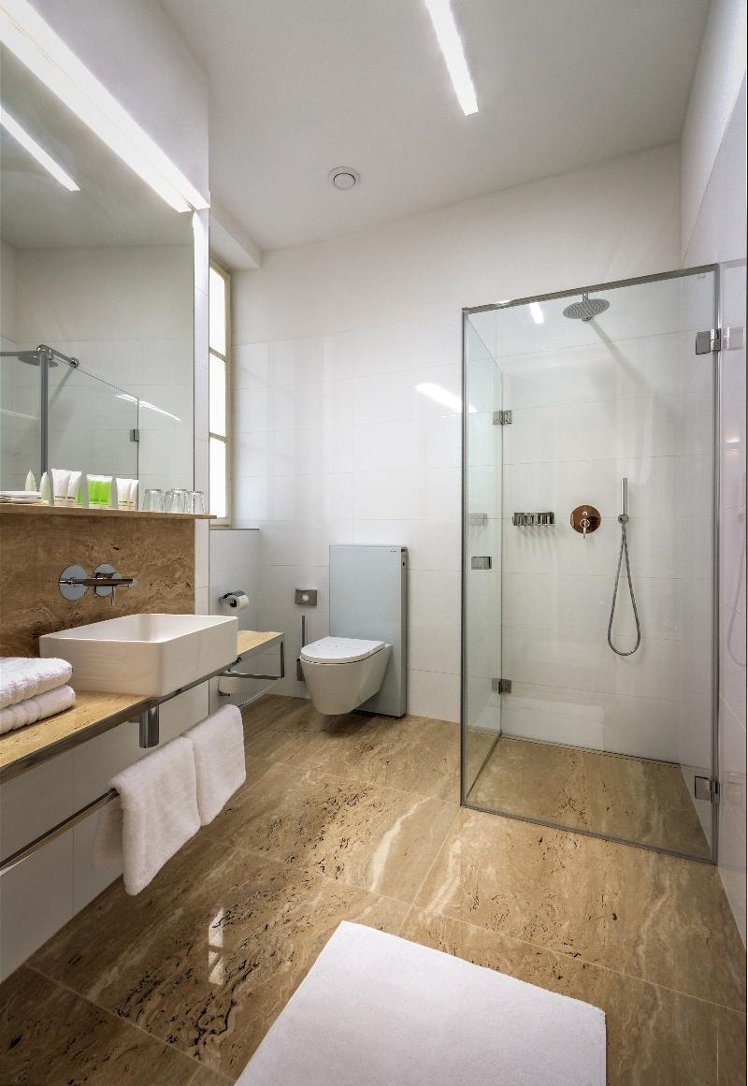 SINGLE STANDARD Room