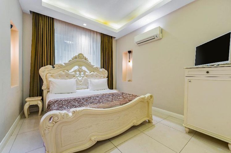 DOUBLE SINGLE USE STANDARD Room