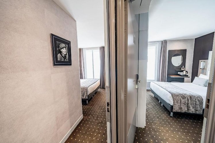 DOUBLE CONNECTING ROOM Room