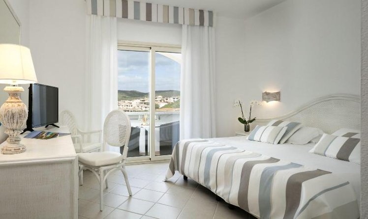DOUBLE SUPERIOR CITY VIEW Room