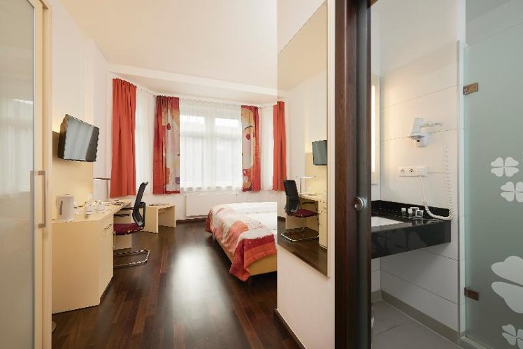 DOUBLE SINGLE USE SUPERIOR Room