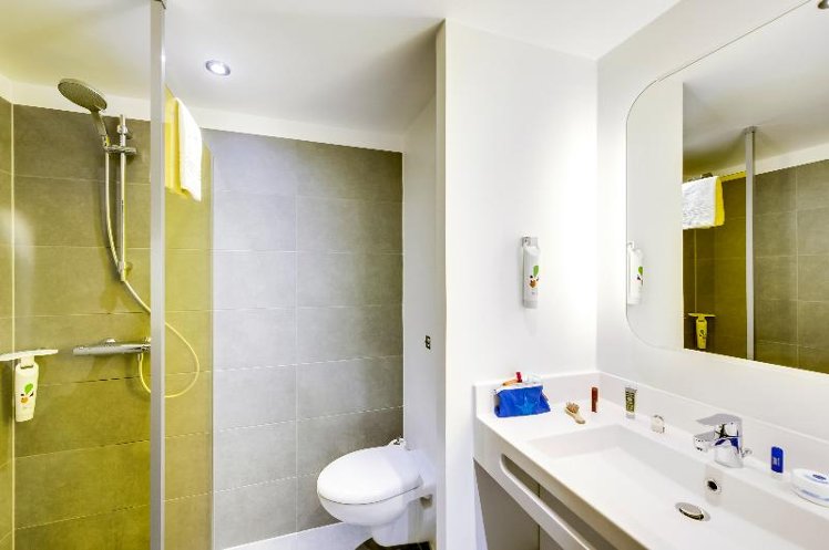 JUNIOR SUITE STANDARD Room