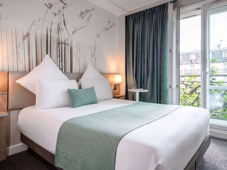 DOUBLE WITH DOUBLE BED Room