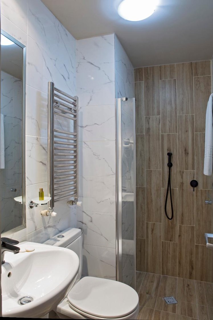 DOUBLE STANDARD Room