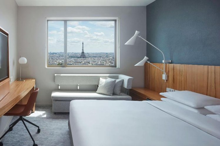 DOUBLE CLUB Room