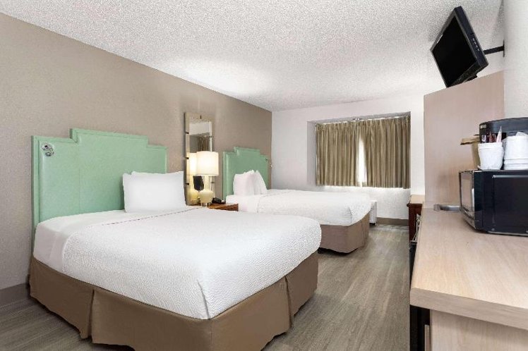 STUDIO Accessible-Two Queen Beds Room