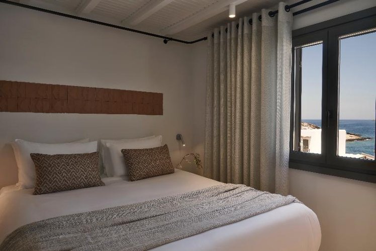SUITE DELUXE SEA VIEW Room