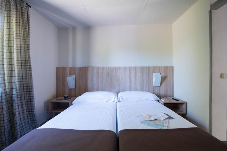 TWIN STANDARD Room