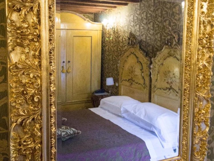 DOUBLE CLASSIC Room
