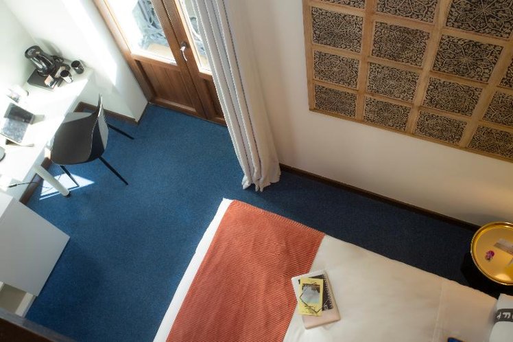 TRIPLE WITH BALCONY Room