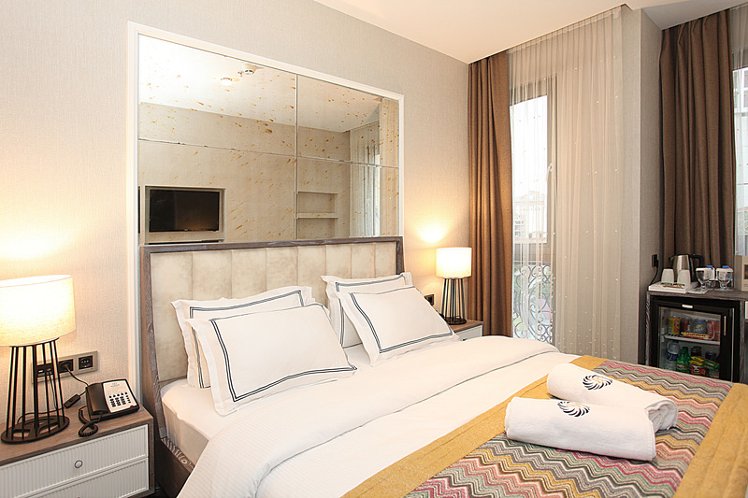 SINGLE STANDARD Room