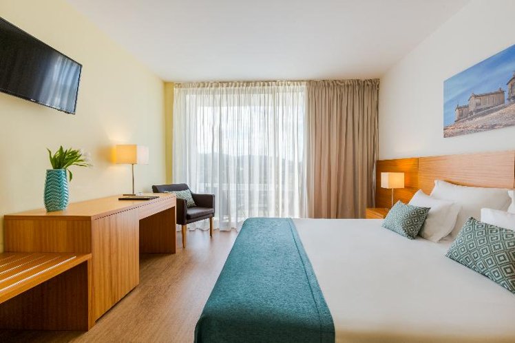 JUNIOR SUITE STANDARD Room