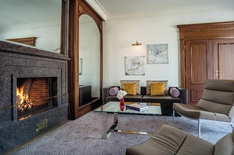 SUITE Presidential Room