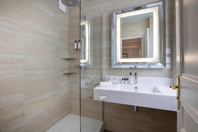 DOUBLE COMFORT Room