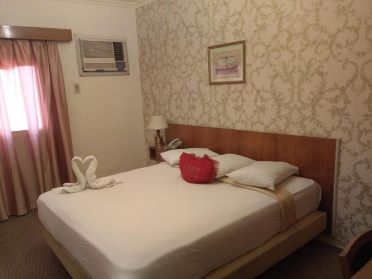 SINGLE STANDARD Room