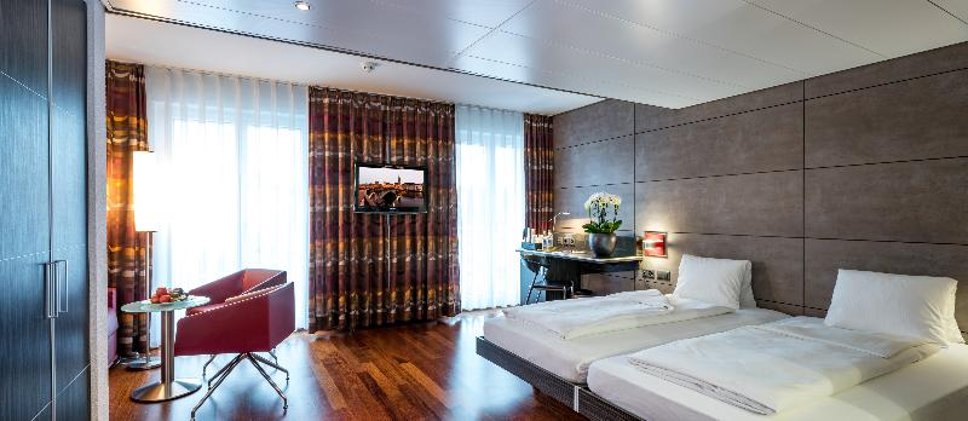 TWIN STANDARD Room