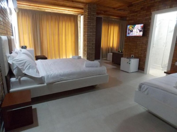 TRIPLE DELUXE SEA VIEW Room