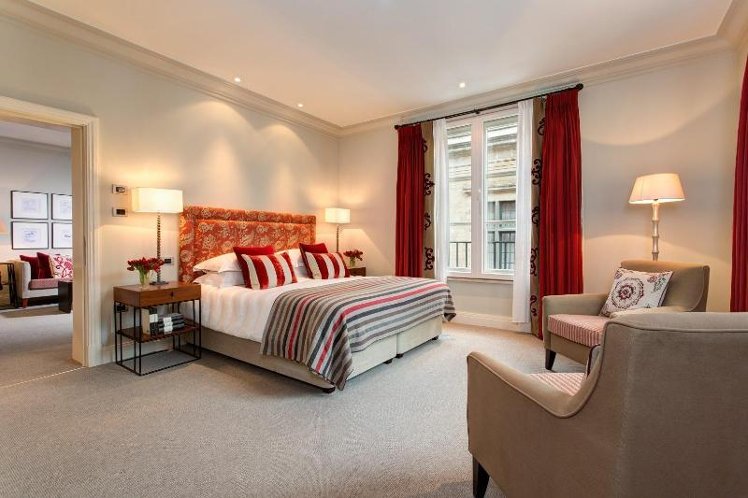SUITE DELUXE Room