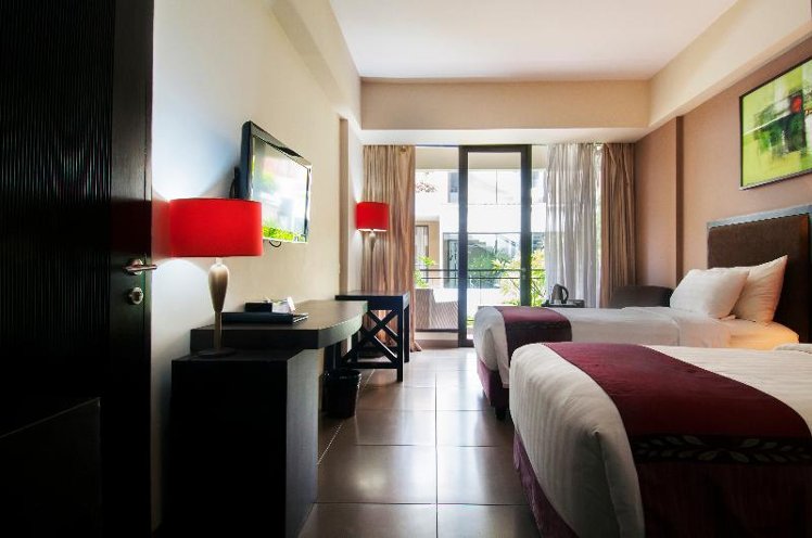 Double or Twin DELUXE Room