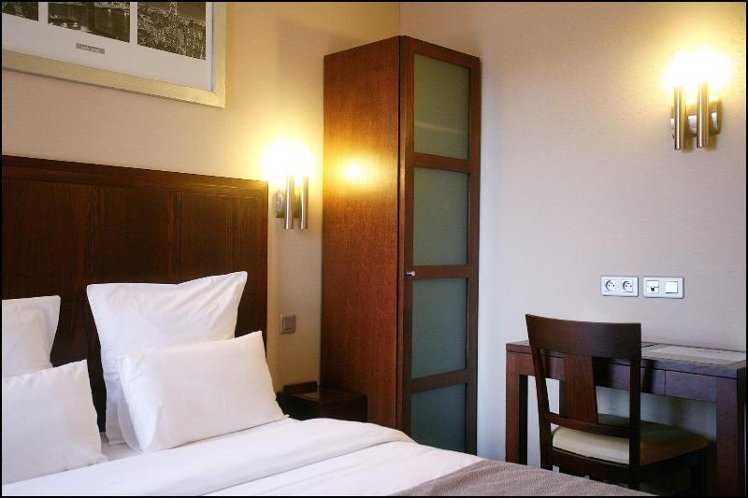 DOUBLE STANDARD Room