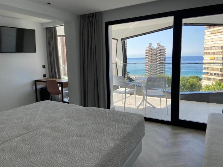 DOUBLE WITH VIEWS Room