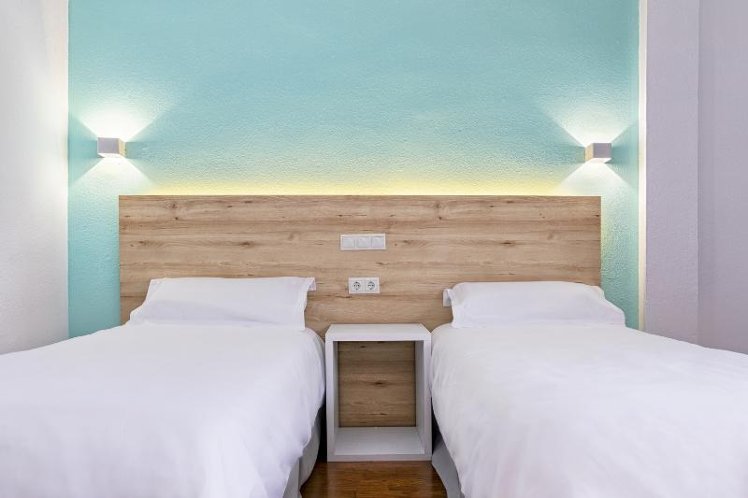 TWIN STANDARD Room