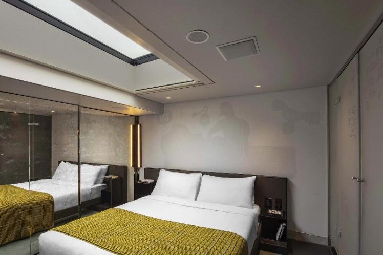 DOUBLE ONE BEDROOM Room