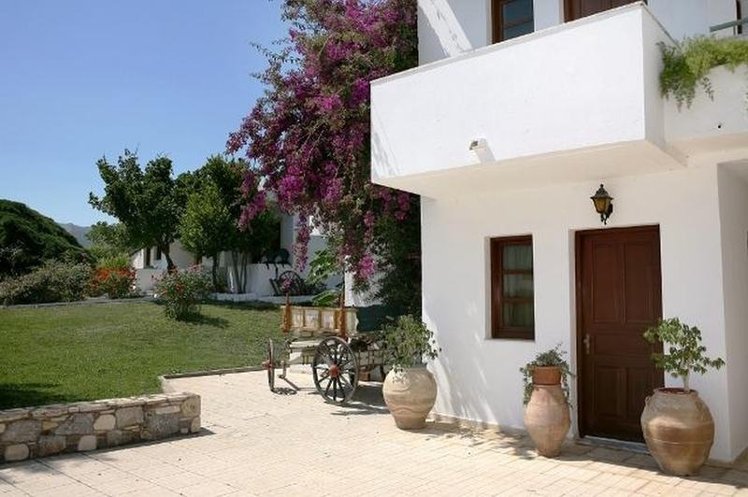 Ampavris Family Apartments