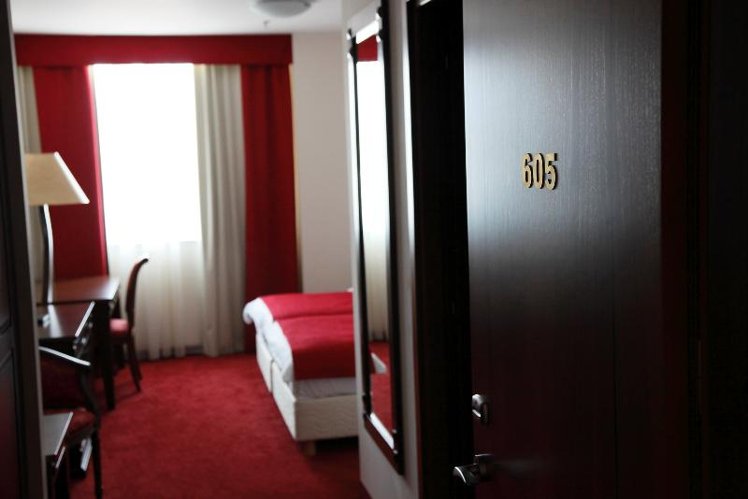 TWIN SUPERIOR Room