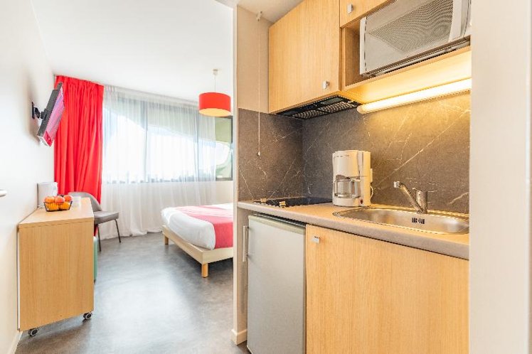 STUDIO WITH DOUBLE BED Room