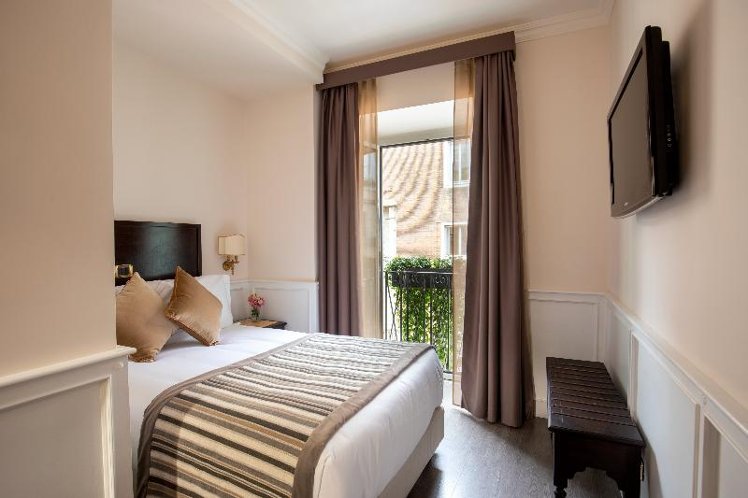 DOUBLE BASIC Room