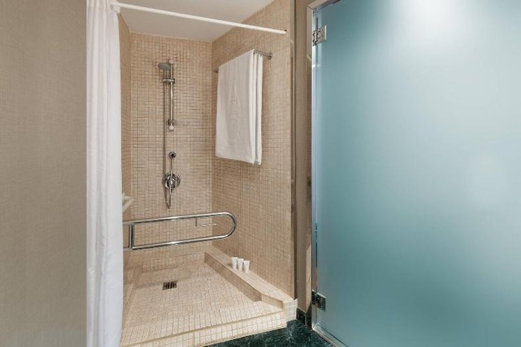 DOUBLE QUEEN BED NON SMOKING Room