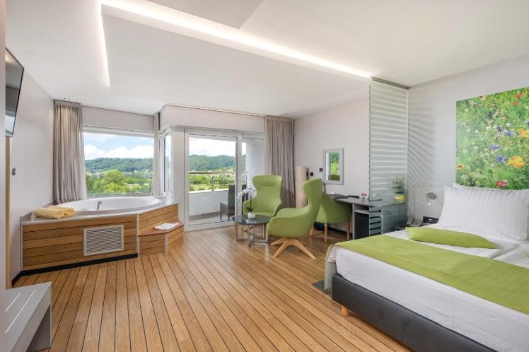 DOUBLE PREMIUM Room