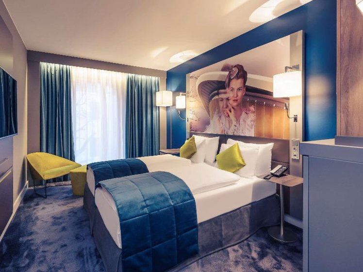 TWIN SUPERIOR Room