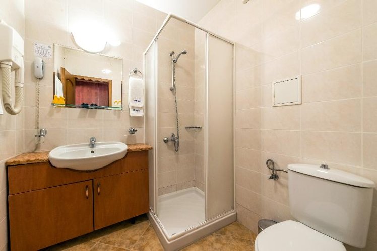 DOUBLE STANDARD Room