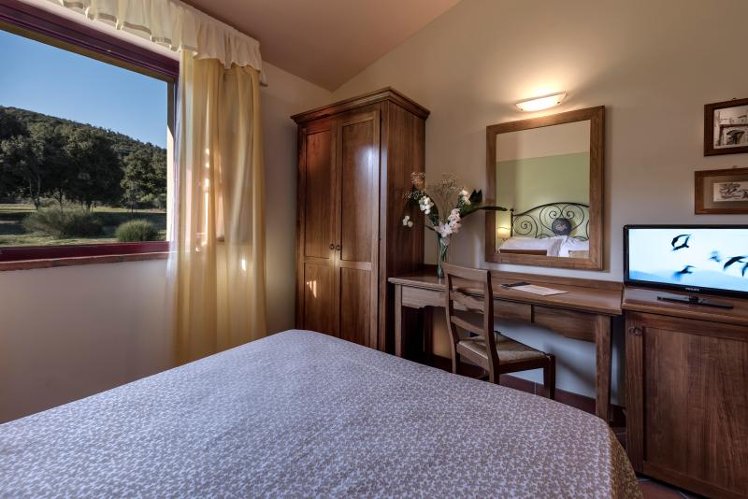 SINGLE STANDARD Room