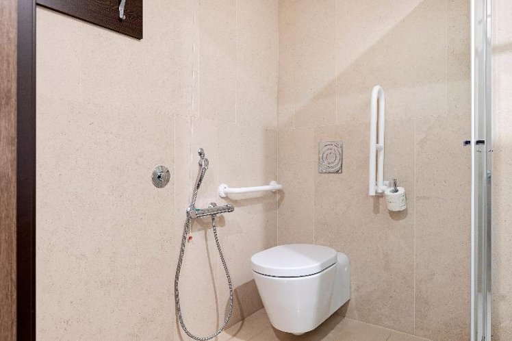SINGLE STANDARD Room