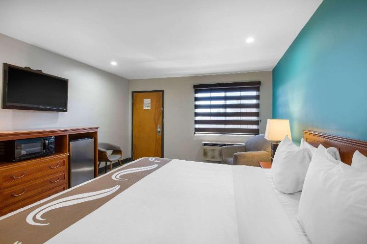 DOUBLE KING BED NON SMOKING Room